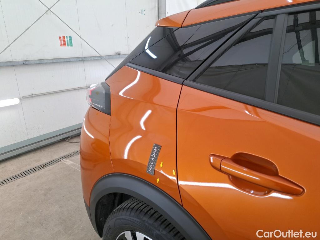 Peugeot  2008  Allure 1.2 PureTech 130CV BVA8 E6d #24