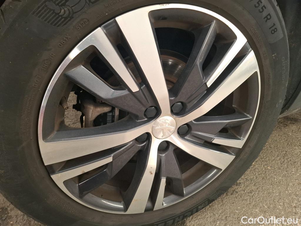 Peugeot  3008  Allure Business 1.5 HDi 130CV BVA8 E6d #2