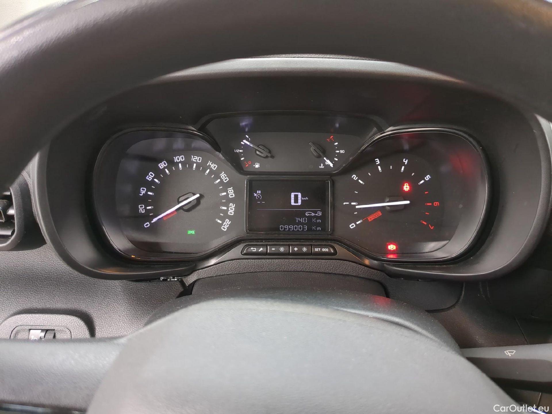 Toyota  Proace TOYOTA  City / 2019 / 4P / Fourgonnette 1.5 Medium 100 D-4D Business #6