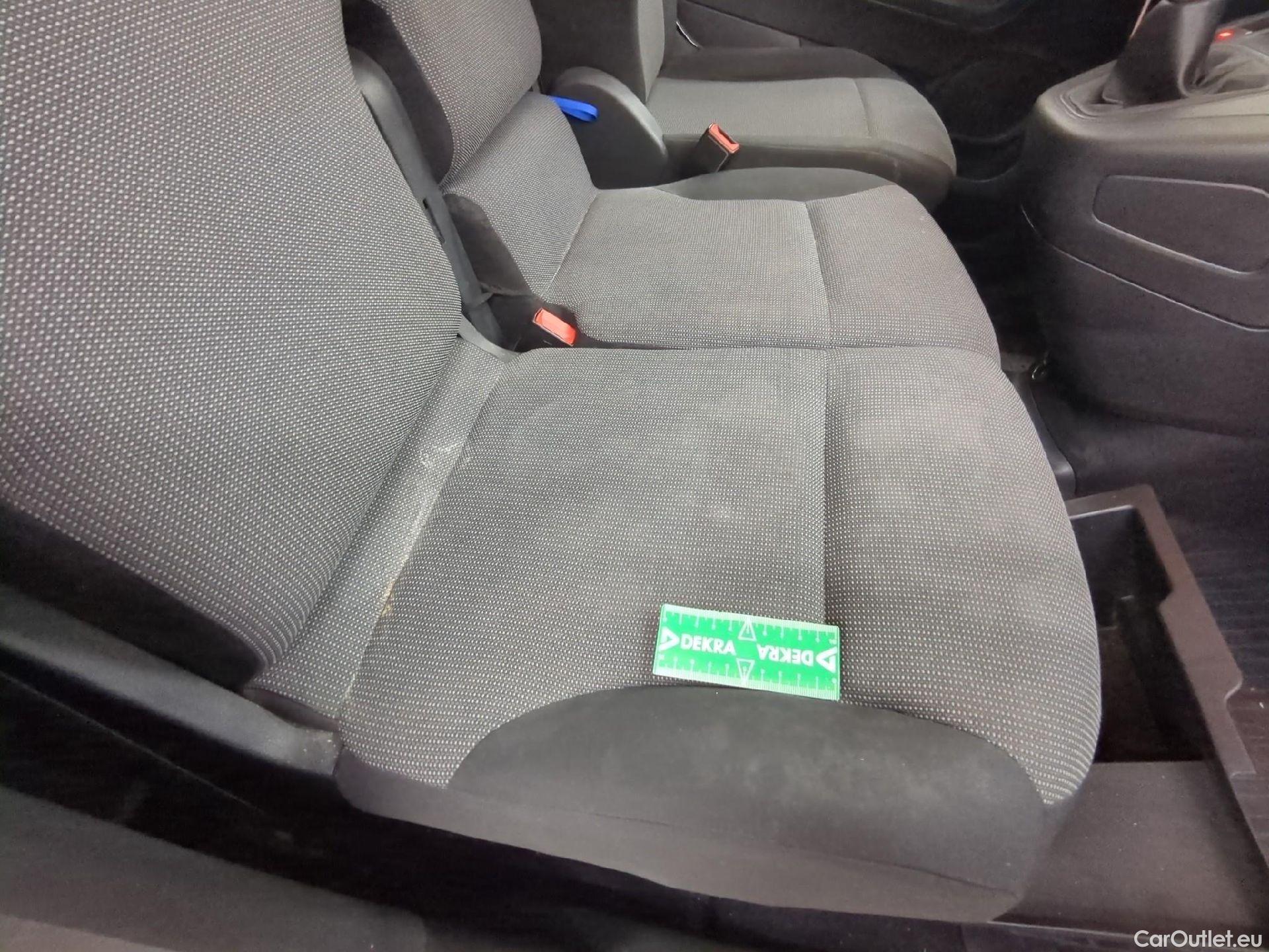 Toyota  Proace TOYOTA  City / 2019 / 4P / Fourgonnette 1.5 Medium 100 D-4D Business #4