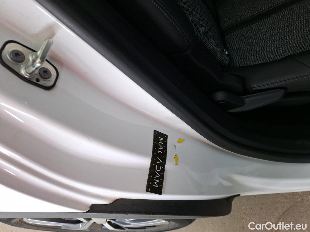  Peugeot  5008  Allure 1.5 HDi 130CV BVA8 E6d #47