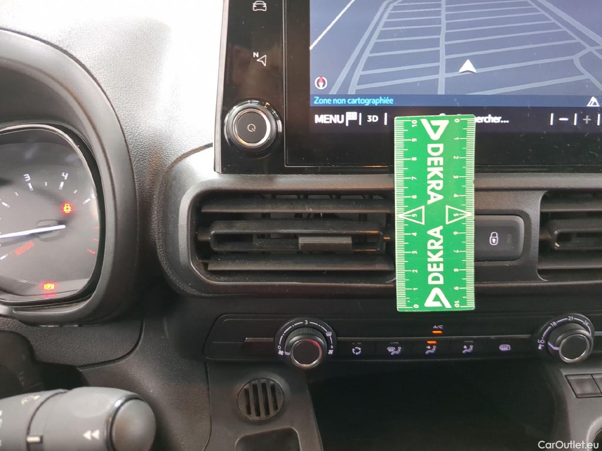 Toyota  Proace TOYOTA  City / 2019 / 4P / Fourgonnette 1.5 Medium 100 D-4D Business #1
