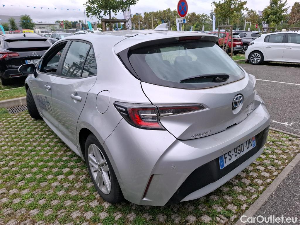Toyota  Corolla TOYOTA  / 2018 / 5P / Berline Hybride 122h Dynamic Business Supp Lomb #2