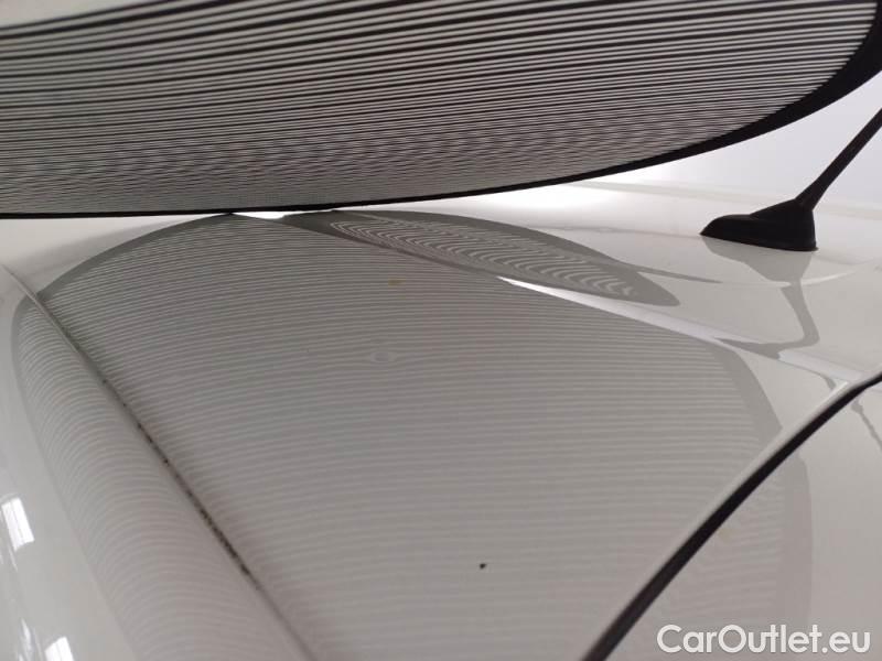 Citroen  C3 CITROEN  / 2016 / 5P / BERLINA BLUEHDI 100 SeS FEEL VAN #24