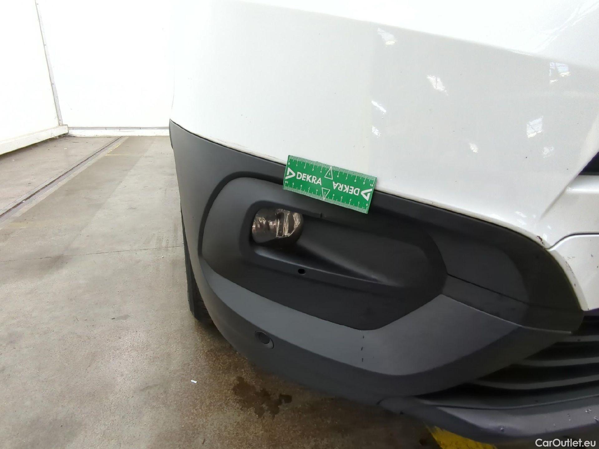 Toyota  Proace TOYOTA  City / 2019 / 4P / Fourgonnette 1.5 Medium 100 D-4D Business #18