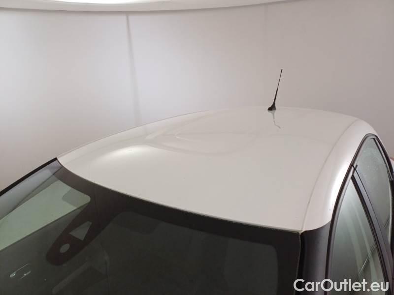 Citroen  C3 CITROEN  / 2016 / 5P / BERLINA BLUEHDI 100 SeS FEEL VAN #9