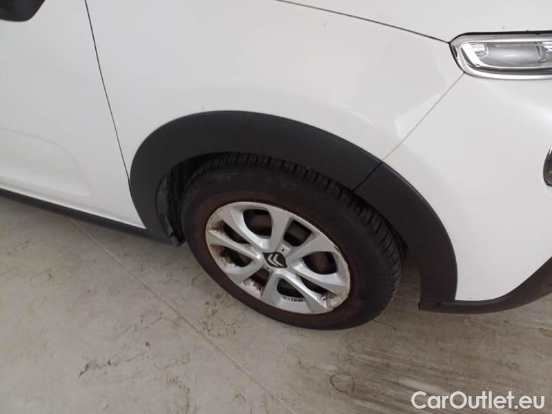 Citroen  C3 CITROEN  / 2016 / 5P / BERLINA BLUEHDI 100 SeS FEEL VAN #50