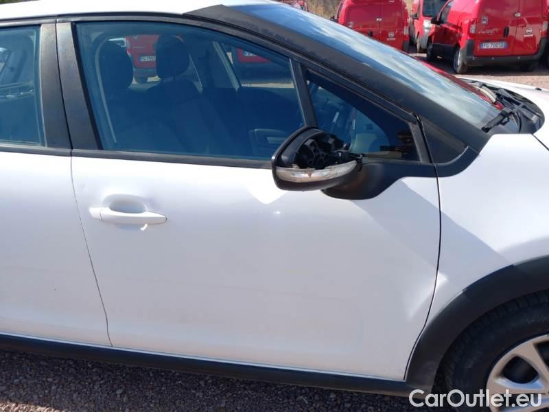 Citroen  C3 CITROEN  / 2016 / 5P / BERLINA BLUEHDI 75 BUSINESS COMBI #37