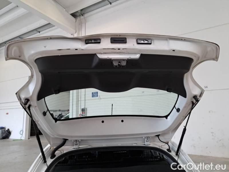 Citroen  C3 CITROEN  / 2020 / 5P / BERLINA BLUEHDI 100 SeS FEEL VAN #122