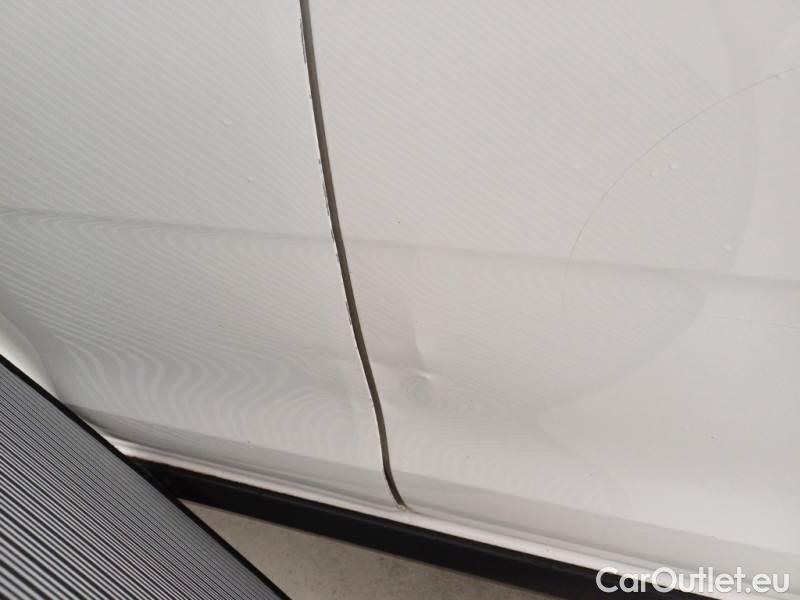Citroen  C3 CITROEN  / 2016 / 5P / BERLINA BLUEHDI 100 SeS FEEL VAN #40