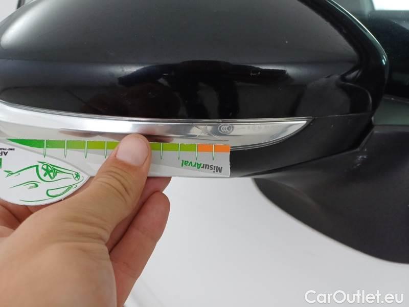 Citroen  C3 CITROEN  / 2016 / 5P / BERLINA BLUEHDI 100 SeS FEEL VAN #55