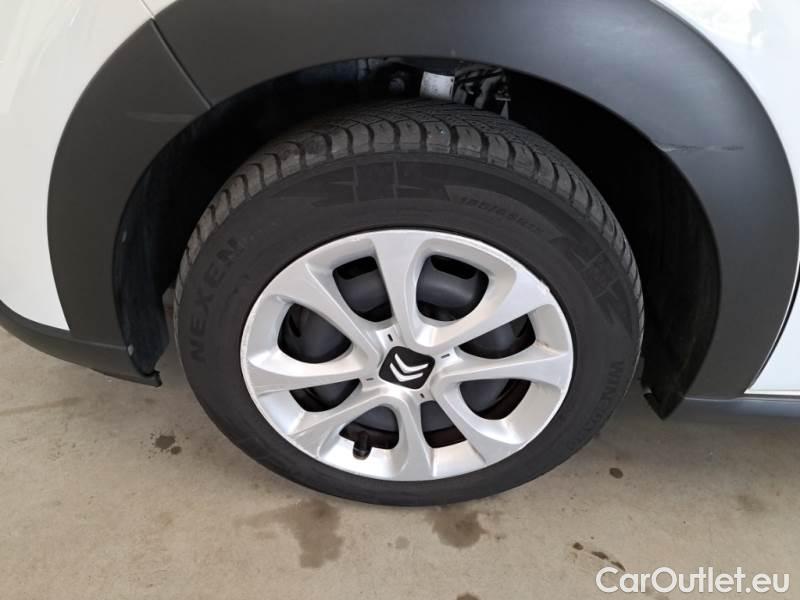 Citroen  C3 CITROEN  / 2020 / 5P / BERLINA BLUEHDI 100 SeS FEEL VAN #18