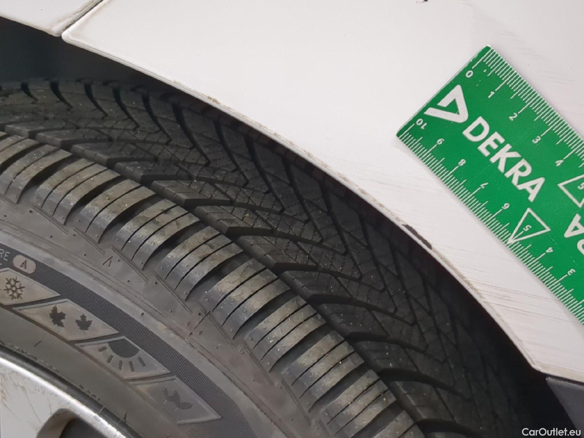 Toyota  Proace TOYOTA  City / 2019 / 4P / Fourgonnette 1.5 Medium 100 D-4D Business #15