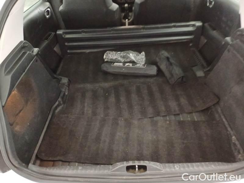 Citroen  C3 CITROEN  / 2016 / 5P / BERLINA BLUEHDI 100 SeS FEEL VAN #95