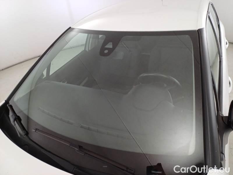 Citroen  C3 CITROEN  / 2016 / 5P / BERLINA BLUEHDI 100 SeS FEEL VAN #10