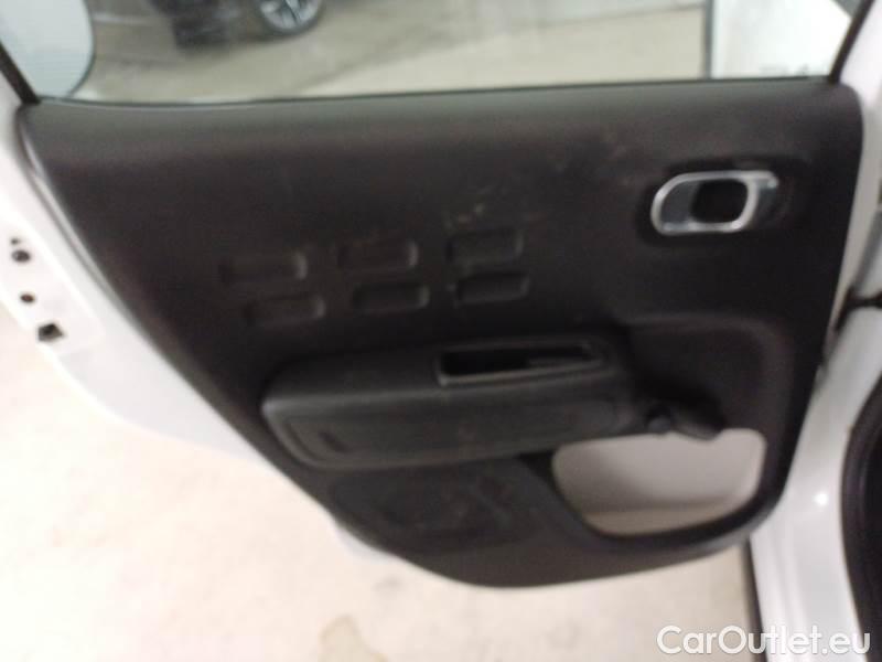 Citroen  C3 CITROEN  / 2016 / 5P / BERLINA BLUEHDI 100 SeS FEEL VAN #102