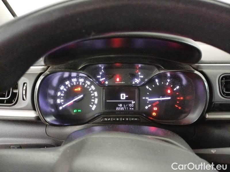Citroen  C3 CITROEN  / 2016 / 5P / BERLINA BLUEHDI 100 SeS FEEL VAN #4