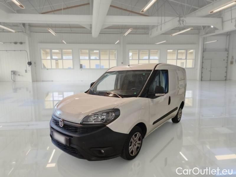 Fiat  Doblo FIAT DOBLÒ CARGO / 2014 / 4P / VETT. FURGONATA CH1 LOUNGE 1.6 MJET 105CV E6D-F SeS #1