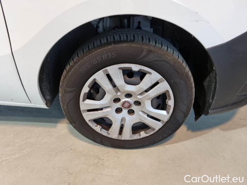 Fiat  Doblo FIAT DOBLÒ CARGO / 2014 / 4P / VETT. FURGONATA CH1 LOUNGE 1.6 MJET 105CV E6D-F SeS #15