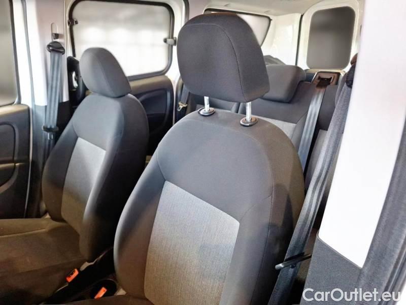 Fiat  Doblo FIAT DOBLÒ CARGO / 2014 / 5P / COMBI MAXI LH1 EASY 1.6 MJET 120CV E6D N1 #11