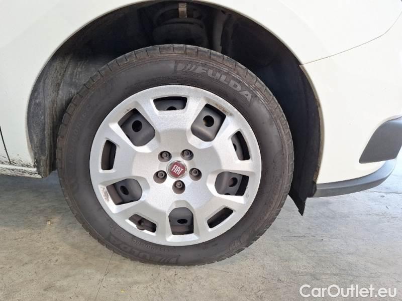 Fiat  Doblo FIAT DOBLÒ CARGO / 2014 / 5P / COMBI CH1 LOUNGE 1.6 MJET 120CV E6D N1 #17