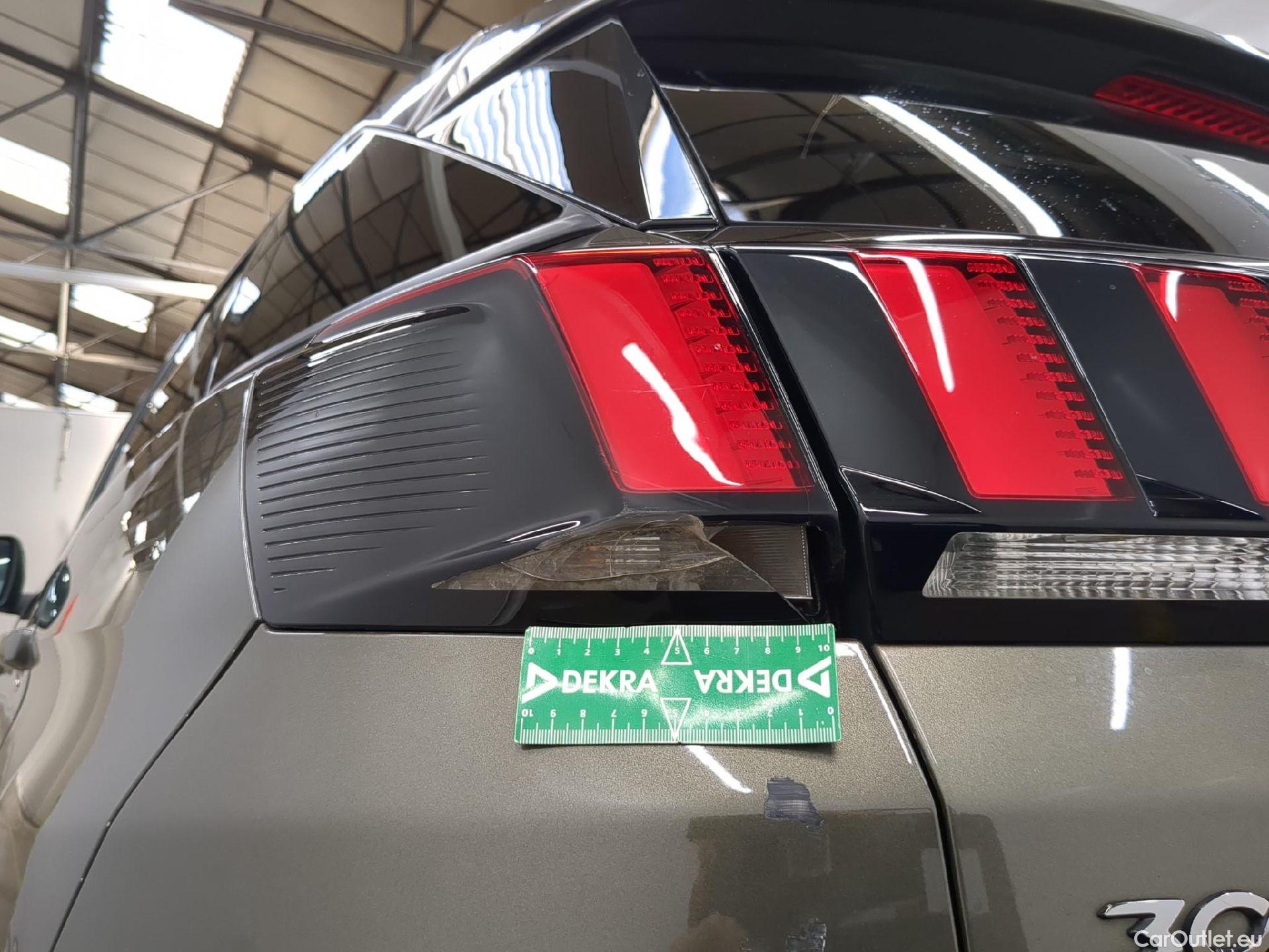 Peugeot  3008  Allure Business 1.2 PureTech 130CV BVM6 E6d #55