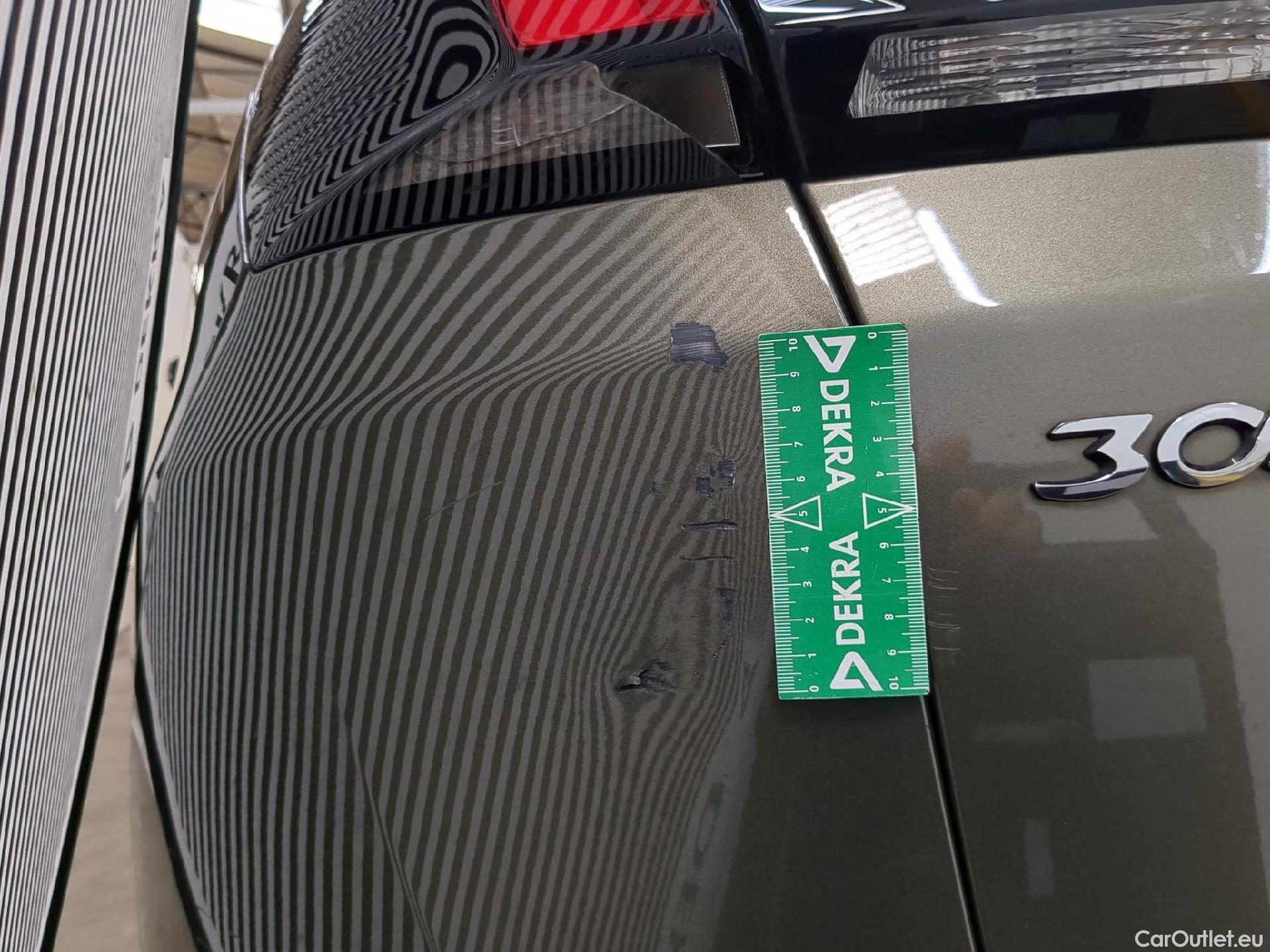 Peugeot  3008  Allure Business 1.2 PureTech 130CV BVM6 E6d #52