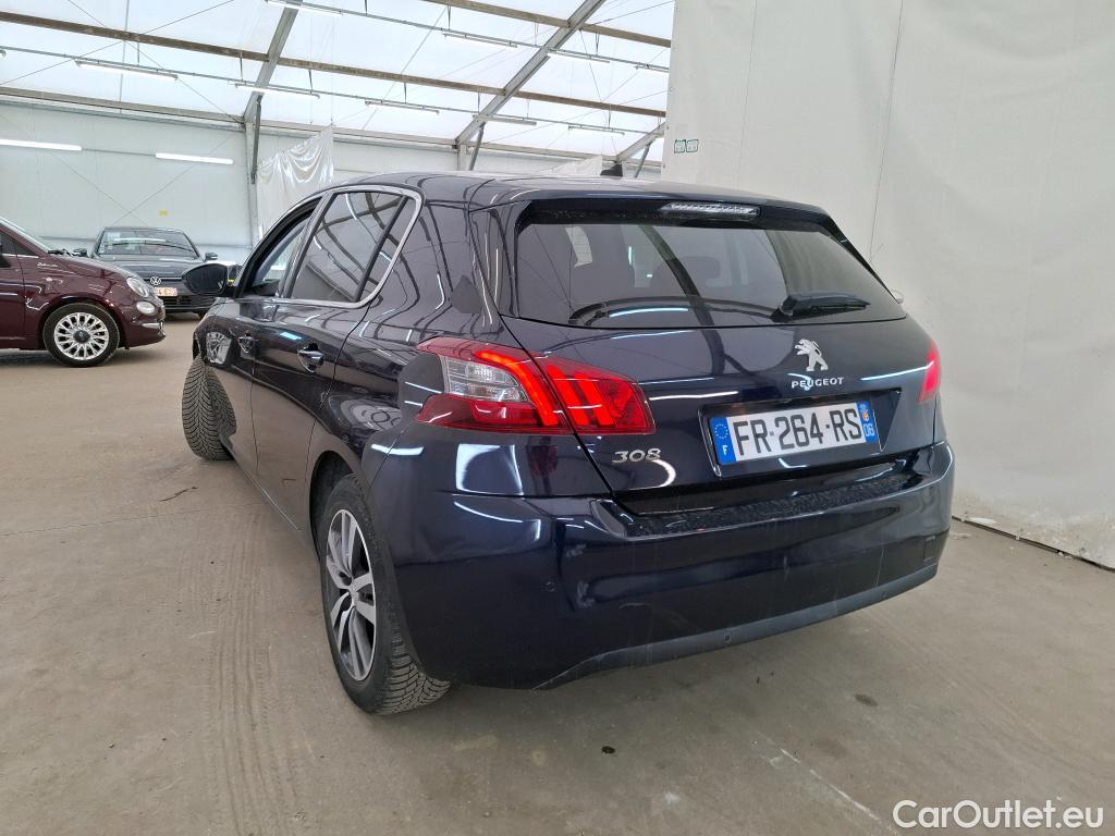 Peugeot  308  Allure 1.2 PureTech 130CV BVA8 E6d #2