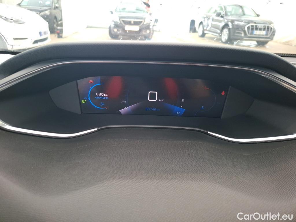 Peugeot  308 PEUGEOT  / 2017 / 5P / Berline PureTech 110 S&S ACTIVE PACK #6