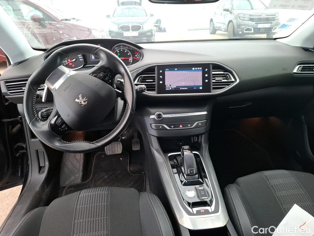 Peugeot  308  Allure 1.2 PureTech 130CV BVA8 E6d #5