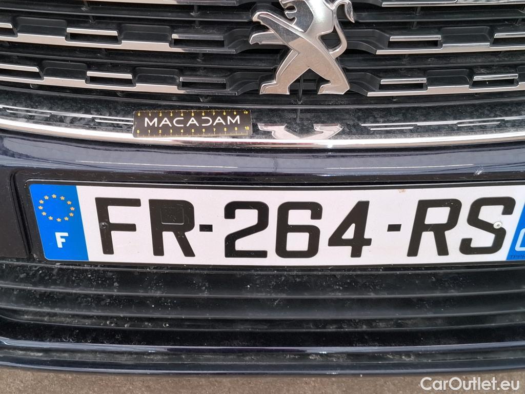 Peugeot  308  Allure 1.2 PureTech 130CV BVA8 E6d #36