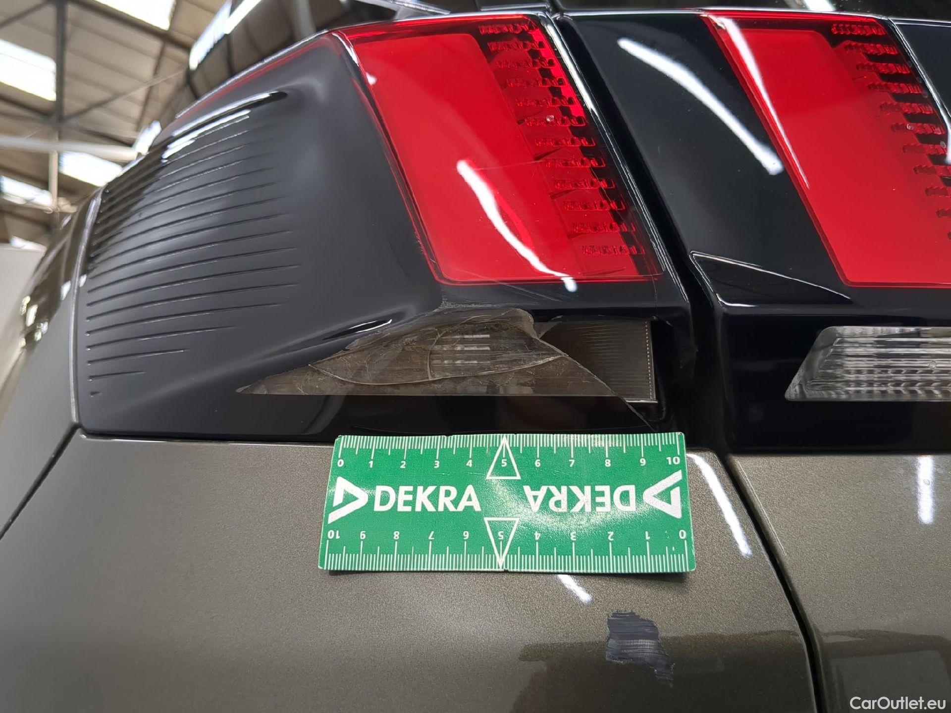 Peugeot  3008  Allure Business 1.2 PureTech 130CV BVM6 E6d #56