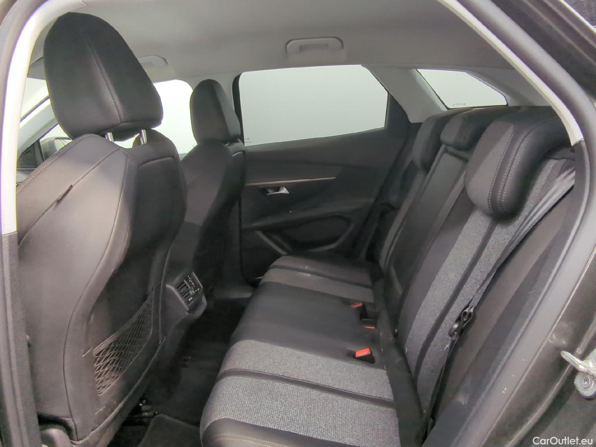 Peugeot  3008  Allure Business 1.2 PureTech 130CV BVM6 E6d #12