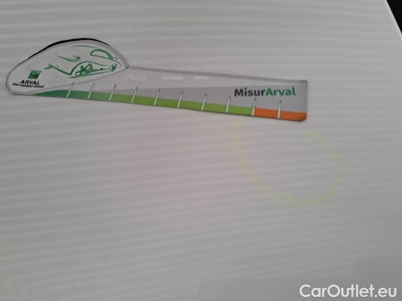 Fiat  Fiorino FIAT  / 2016 / 4P / VETT. FURGONATA 1.3 MULTIJET 95 CV E6D-TEMP SX #28