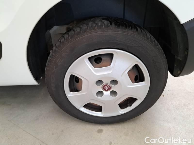 Fiat  Fiorino FIAT  / 2016 / 4P / VETT. FURGONATA 1.3 MULTIJET 95 CV E6D-TEMP SX #17