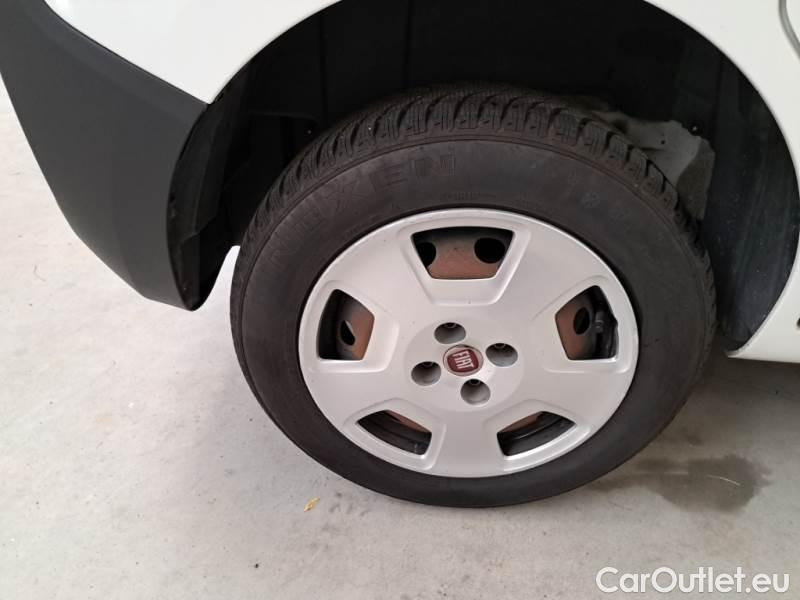 Fiat  Fiorino FIAT  / 2016 / 4P / VETT. FURGONATA 1.3 MULTIJET 95 CV E6D-TEMP SX #16