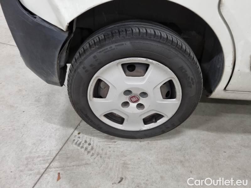 Fiat  Fiorino FIAT  / 2016 / 4P / VETT. FURGONATA 1.3 MULTIJET 95 CV E6 SX #16