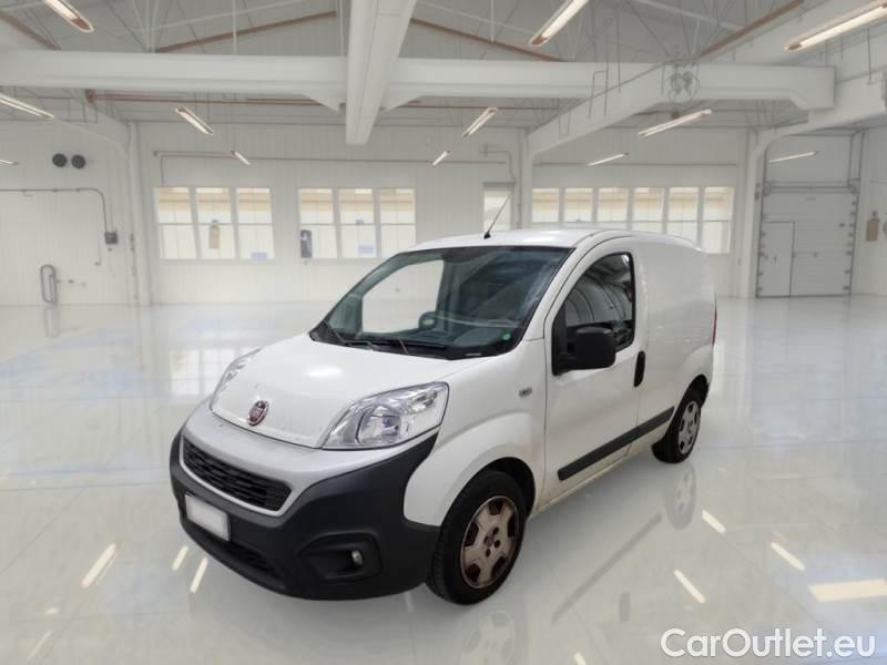 Fiat  Fiorino FIAT  / 2016 / 4P / VETT. FURGONATA 1.3 MULTIJET 95 CV E6 SX #1