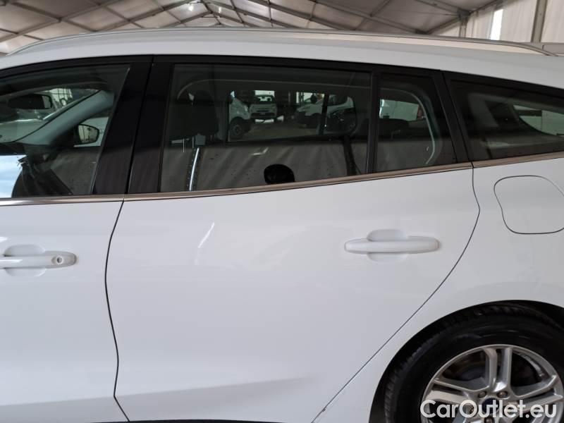 Ford  Focus FORD  / 2018 / 5P / STATION WAGON 1.5 ECOBLUE 120CV BUSINESS SW (AUTOCARRO) #54