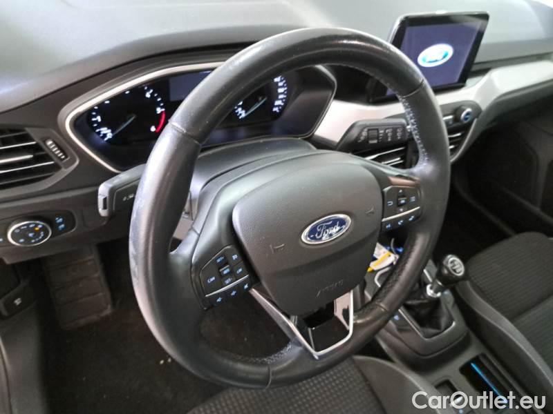 Ford  Focus FORD  / 2018 / 5P / STATION WAGON 1.5 ECOBLUE 120CV BUSINESS SW (AUTOCARRO) #72