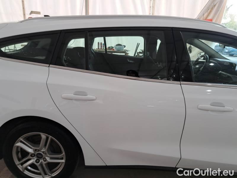 Ford  Focus FORD  / 2018 / 5P / STATION WAGON 1.5 ECOBLUE 120CV BUSINESS SW (AUTOCARRO) #40