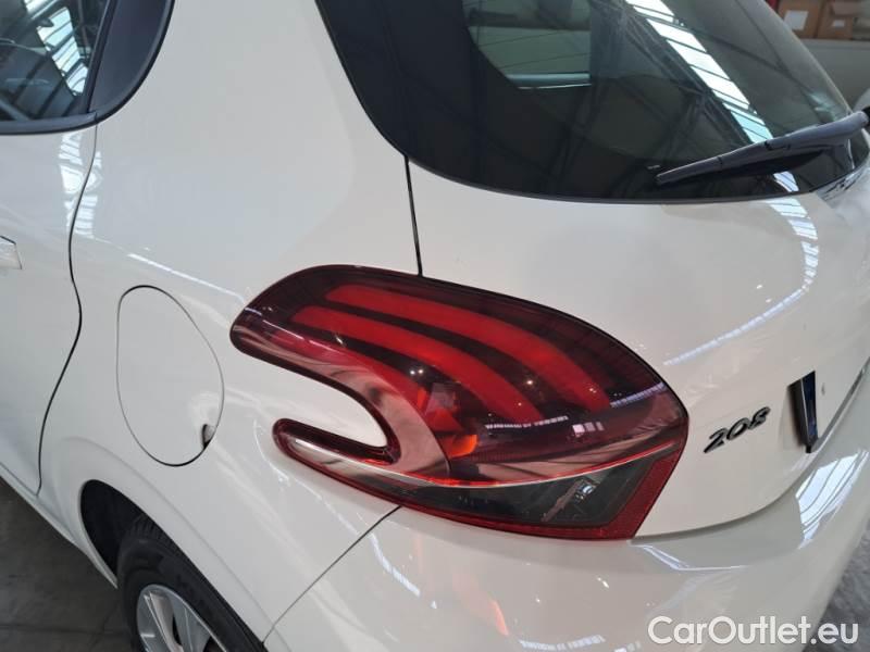 Peugeot  208 PEUGEOT  / 2015 / 5P / BERLINA VAN ACTIVE BLUEHDI 100CV #68
