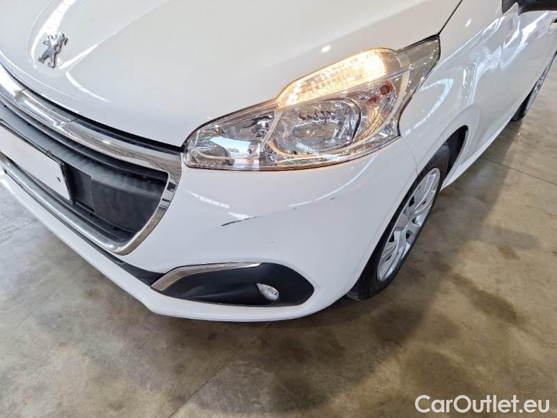 Peugeot  208 PEUGEOT  / 2015 / 5P / BERLINA VAN ACTIVE BLUEHDI 100CV #36