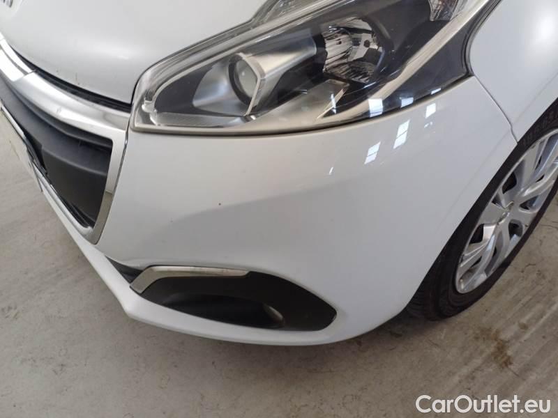 Peugeot  208 PEUGEOT  / 2015 / 5P / BERLINA MIX BLUEHDI 75CV #35