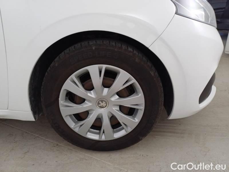 Peugeot  208 PEUGEOT  / 2015 / 5P / BERLINA MIX BLUEHDI 75CV #17