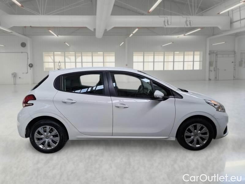 Peugeot  208 PEUGEOT  / 2015 / 5P / BERLINA VAN ACTIVE BLUEHDI 100CV #7