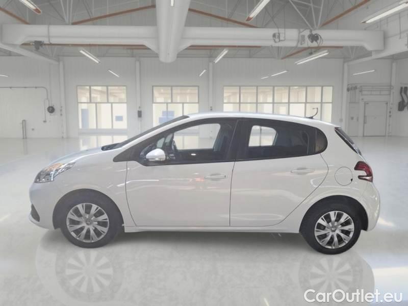 Peugeot  208 PEUGEOT  / 2015 / 5P / BERLINA VAN ACTIVE BLUEHDI 100CV #8