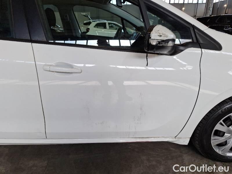 Peugeot  208 PEUGEOT  / 2015 / 5P / BERLINA VAN ACTIVE BLUEHDI 100CV #42