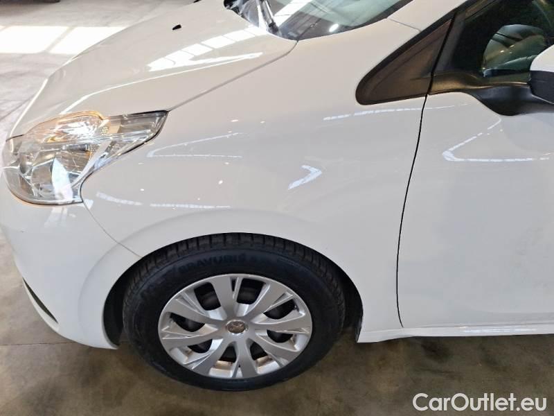 Peugeot  208 PEUGEOT  / 2015 / 5P / BERLINA VAN ACTIVE BLUEHDI 100CV #72