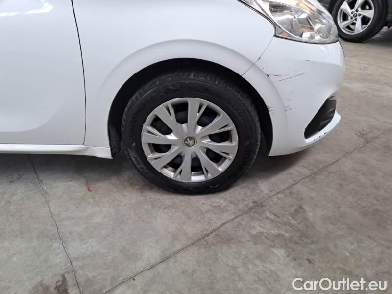 Peugeot  208 PEUGEOT  / 2015 / 5P / BERLINA VAN ACTIVE BLUEHDI 100CV #15